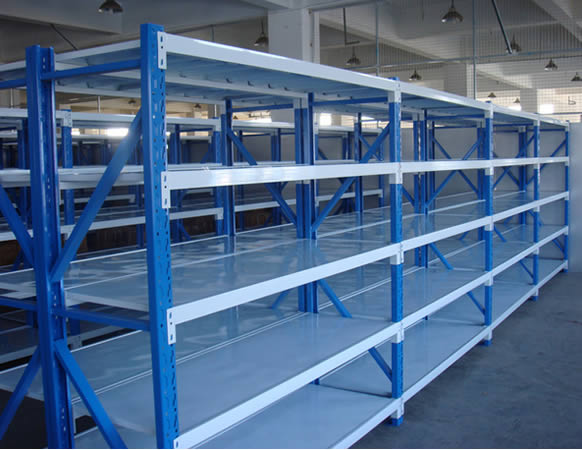 蘇州（zhōu）某公司中型貨架安裝完成
