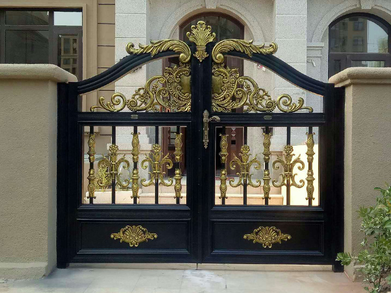 鋁藝大（dà）門